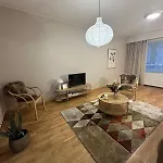 Kauniisti Sisustettu Ja Viihtyisae Kolmio Sekae Ilmainen Parkkipaikka Apartment