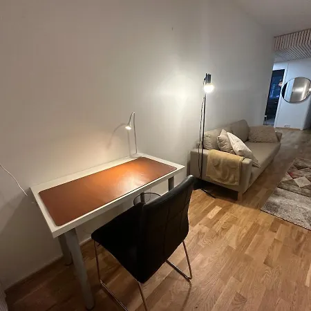 Kauniisti Sisustettu Ja Viihtyisae Kolmio Sekae Ilmainen Parkkipaikka Appartement *