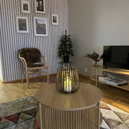 Kauniisti Sisustettu Ja Viihtyisae Kolmio Sekae Ilmainen Parkkipaikka Uleåborg