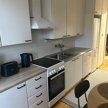 아파트 Kauniisti Sisustettu Ja Viihtyisae Kolmio Sekae Ilmainen Parkkipaikka