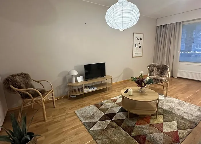 Kauniisti Sisustettu Ja Viihtyisae Kolmio Sekae Ilmainen Parkkipaikka Appartement