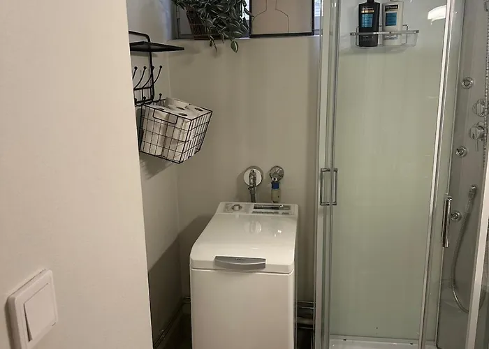 Kauniisti Sisustettu Ja Viihtyisae Kolmio Sekae Ilmainen Parkkipaikka *